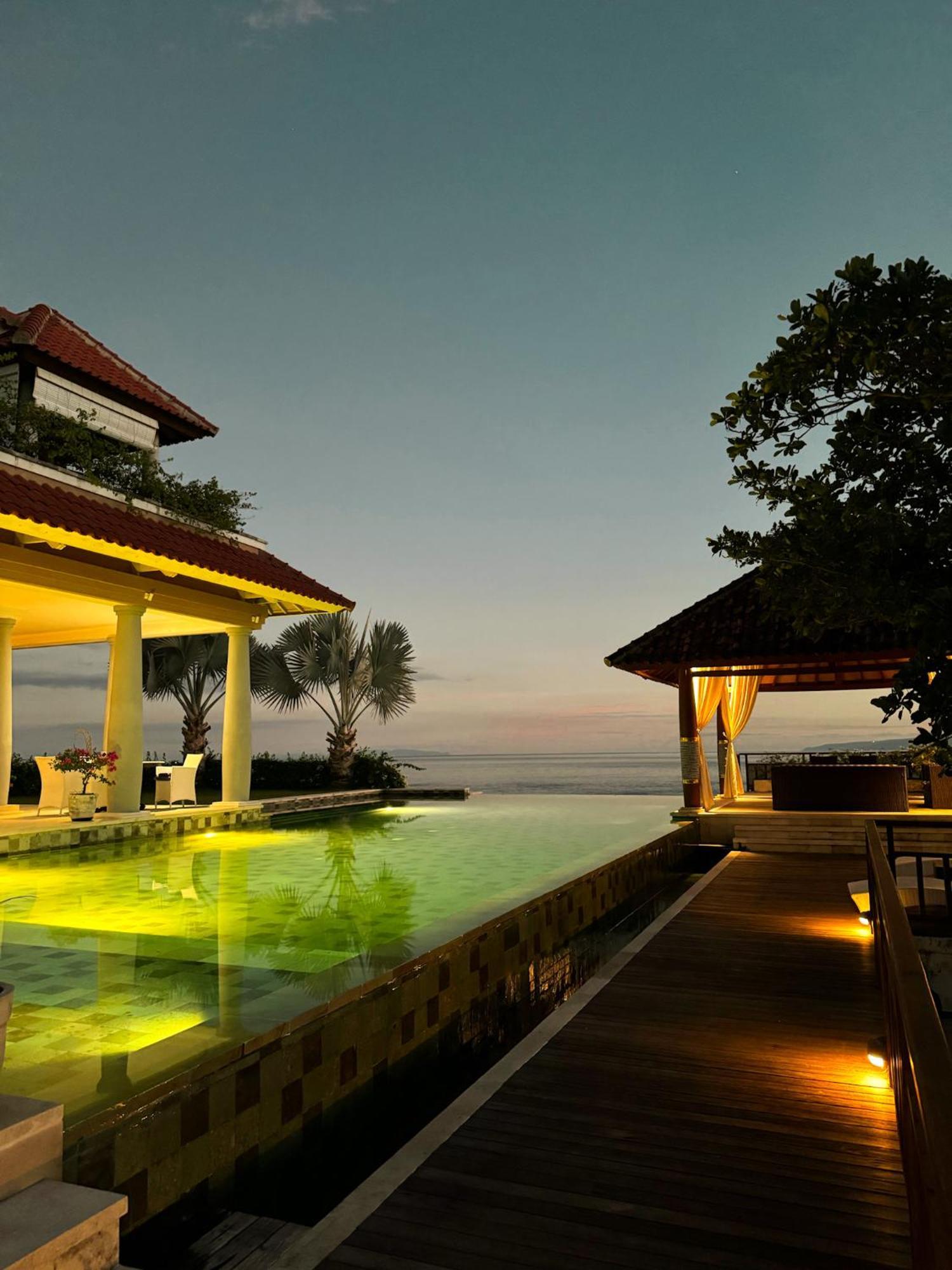 Raaga Samudra Lodge *